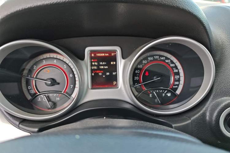 Used Dodge Journey 2013 2.4L Two-Wheel Drive Luxury Version Instrument Cluster