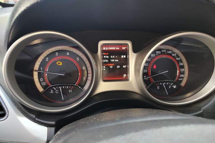 Used Dodge Journey 2013 2.4L Two-Wheel Drive Luxury Version Instrument Cluster