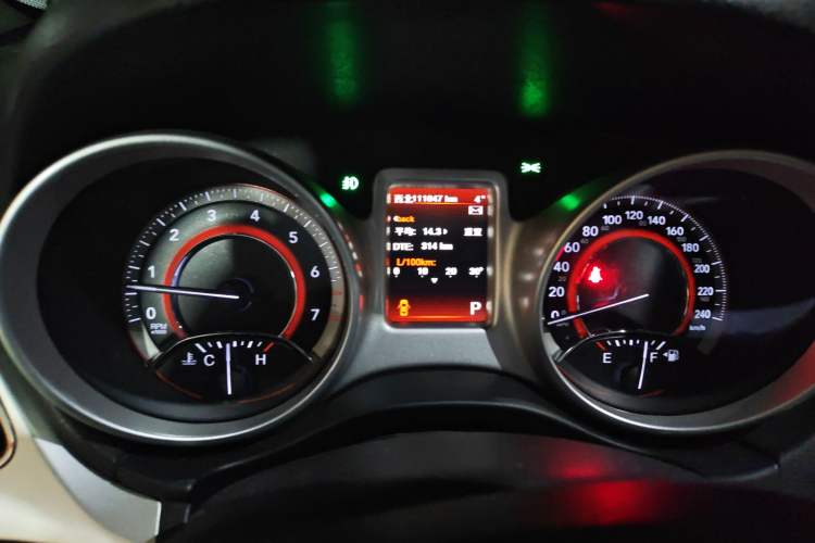 Used Dodge Journey 2013 2.4L Two-Wheel Drive Luxury Version Instrument Cluster