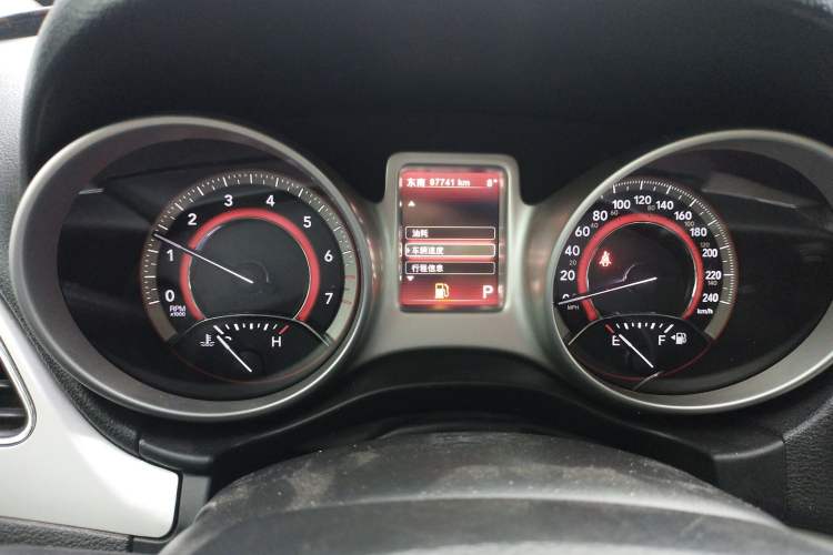 Used Dodge Journey 2013 2.4L Two-Wheel Drive Luxury Version Instrument Cluster