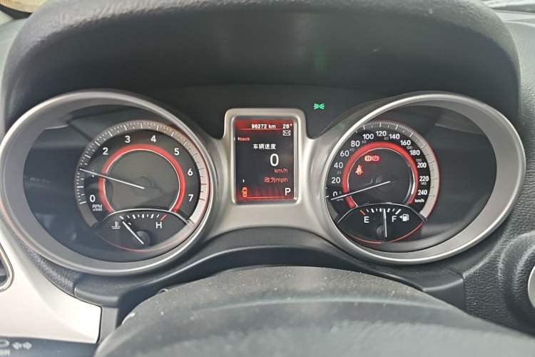 Used Dodge Journey 2013 2.4L Two-Wheel Drive Luxury Version Instrument Cluster