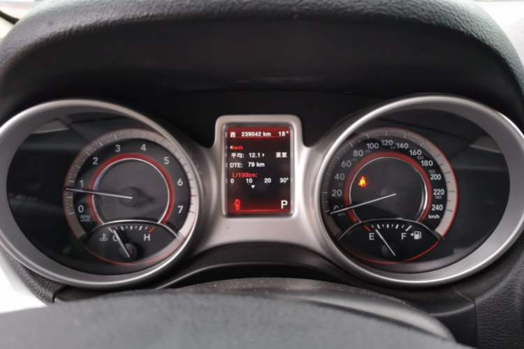 Used Dodge Journey 2013 2.4L Two-Wheel Drive Luxury Version Instrument Cluster
