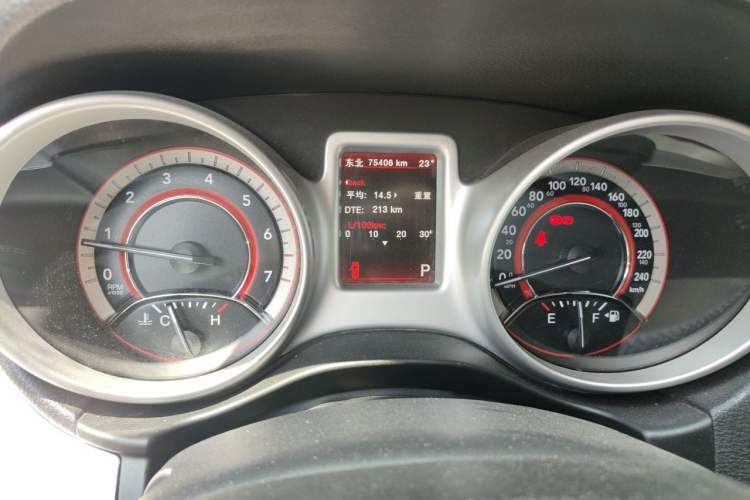 Used Dodge Journey 2013 2.4L Two-Wheel Drive Luxury Version Instrument Cluster