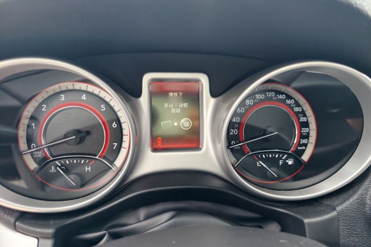 Used Dodge Journey 2013 3.6L Four-Wheel Drive Flagship Edition Interior 4