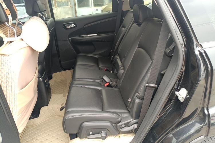 Used Dodge Journey 2013 2.4L Two-Wheel-Drive Smart Edition Left Rear Seat
