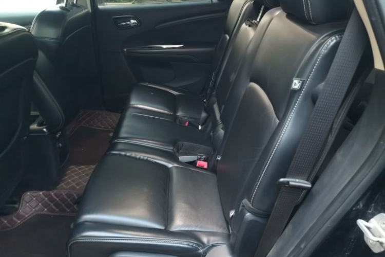 Used Dodge Journey 2013 2.4L Two-Wheel-Drive Smart Edition Left Rear Seat
