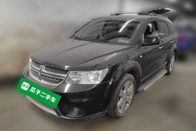 Gebrauchter Dodge Journey 2013 2.4L Two-Wheel Drive Luxury Version