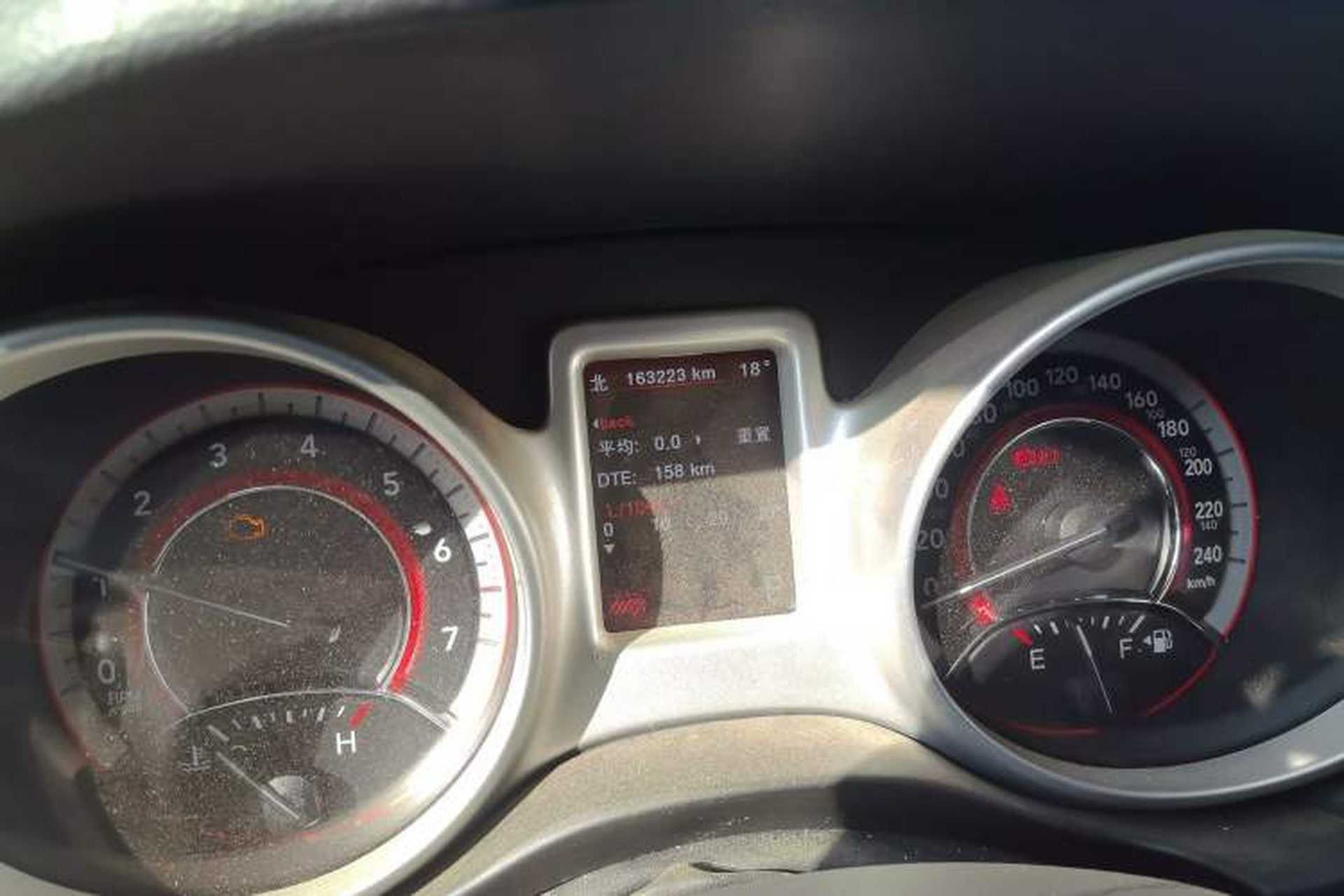 Used Dodge Journey 2013 2.4L Two-Wheel Drive Luxury Version Odometer Close Up