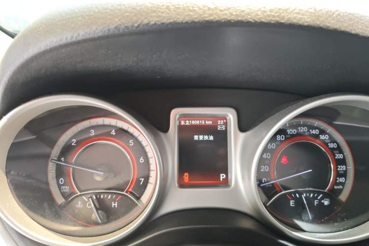 Used Dodge Journey 2013 2.4L Two-Wheel Drive Luxury Version Odometer Close Up