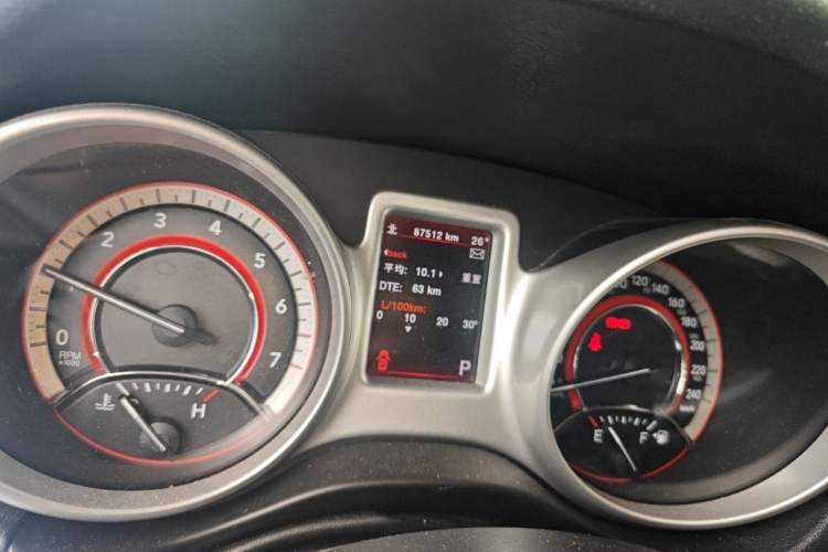 Used Dodge Journey 2013 2.4L Two-Wheel Drive Luxury Version Odometer Close Up