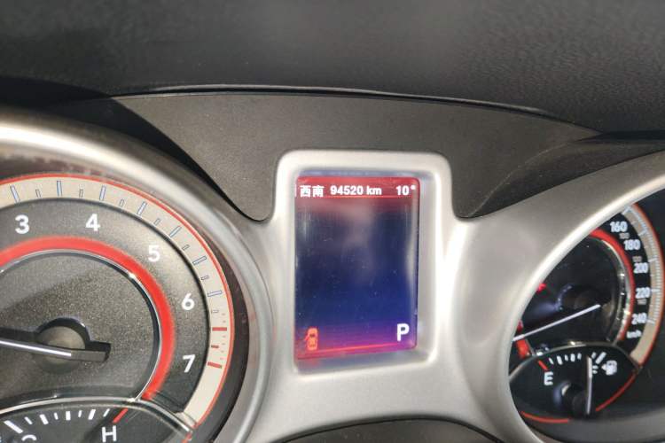 Used Dodge Journey 2013 2.4L Two-Wheel Drive Luxury Version Odometer Close Up