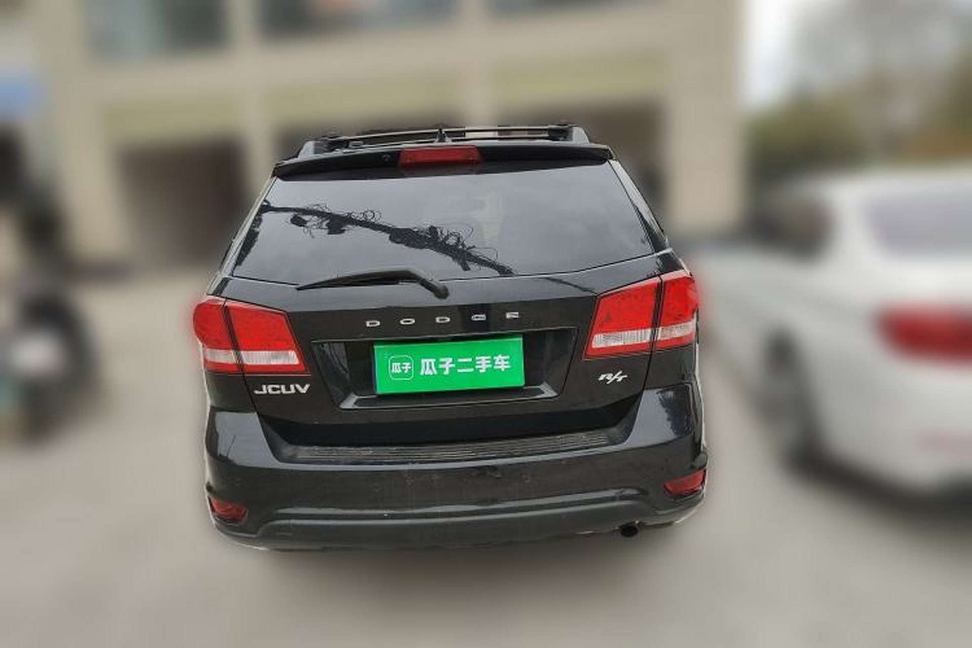 Used Dodge Journey 2013 2.4L Two-Wheel Drive Luxury Version Rear