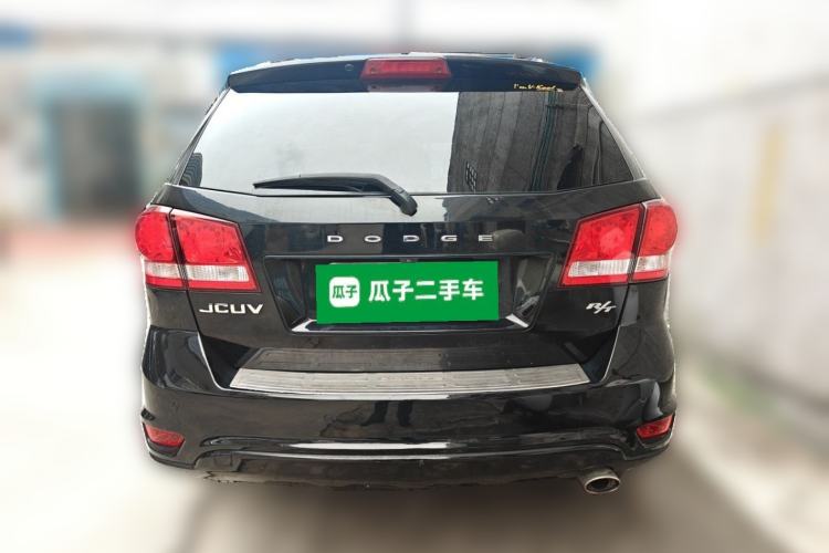 Used Dodge Journey 2013 2.4L Two-Wheel Drive Luxury Version Rear