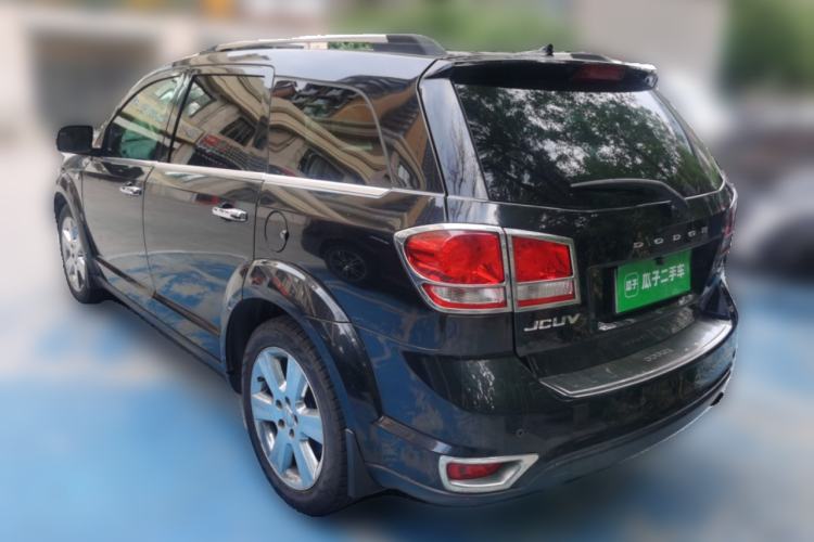 Used Dodge Journey 2013 2.4L Two-Wheel Drive Luxury Version Rear Left 45 Deg
