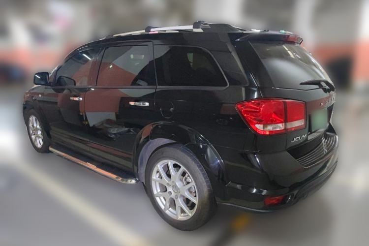 Used Dodge Journey 2013 2.4L Two-Wheel Drive Luxury Version Rear Left 45 Deg