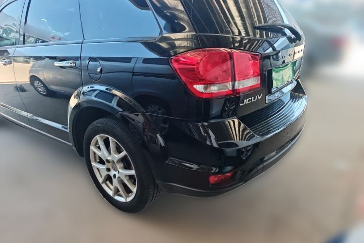 Used Dodge Journey 2013 2.4L Two-Wheel Drive Luxury Version Rear Left 45 Deg