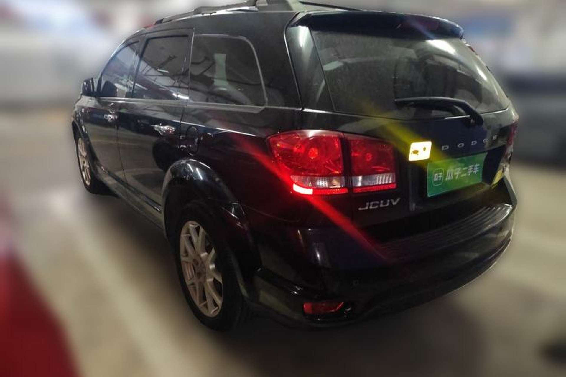 Used Dodge Journey 2013 2.4L Two-Wheel Drive Luxury Version Rear Left 45 Deg