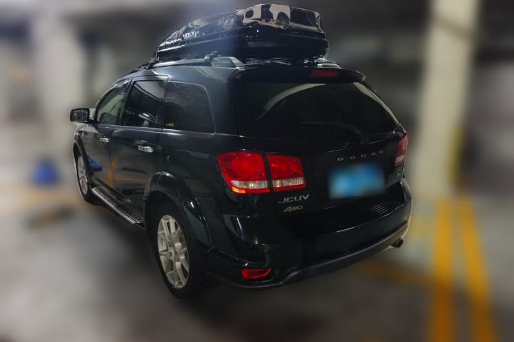 Used Dodge Journey 2013 2.4L Two-Wheel Drive Luxury Version Rear Left 45 Deg