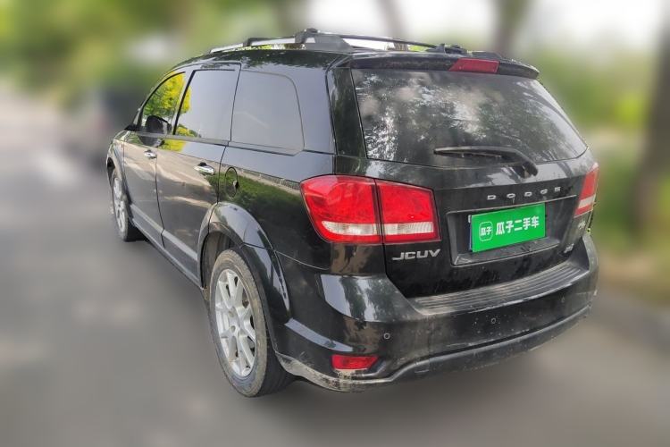 Used Dodge Journey 2013 2.4L Two-Wheel Drive Luxury Version Rear Left 45 Deg