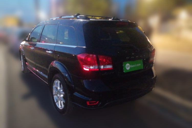Used Dodge Journey 2013 2.4L Two-Wheel Drive Luxury Version Rear Left 45 Deg
