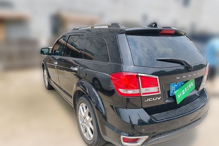 Used Dodge Journey 2013 2.4L Two-Wheel Drive Luxury Version Rear Left 45 Deg