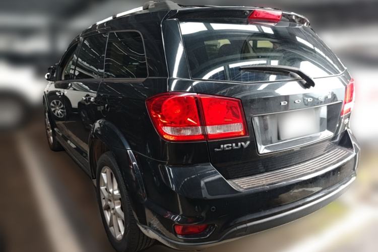 Used Dodge Journey 2013 2.4L Two-Wheel Drive Luxury Version Rear Left 45 Deg