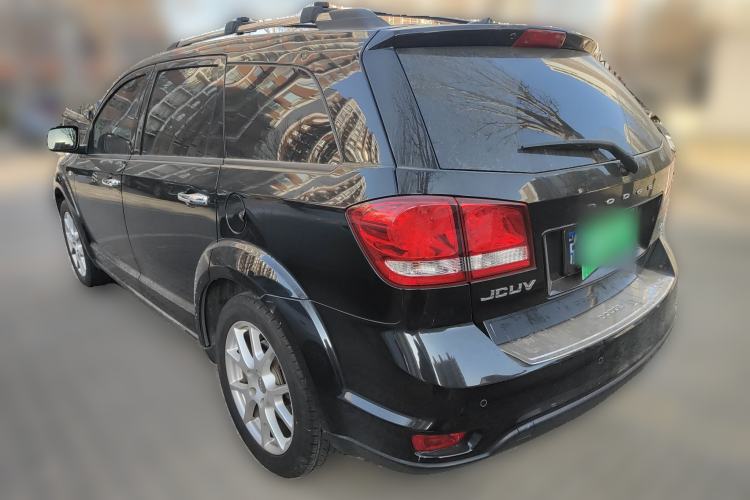 Used Dodge Journey 2013 2.4L Two-Wheel Drive Luxury Version Rear Left 45 Deg