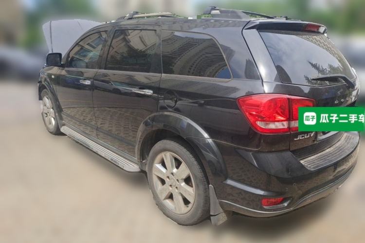 Used Dodge Journey 2013 2.4L Two-Wheel Drive Luxury Version Rear Left 45 Deg