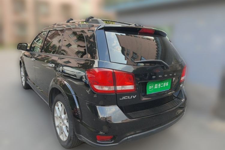 Used Dodge Journey 2013 2.4L Two-Wheel Drive Luxury Version Rear Left 45 Deg