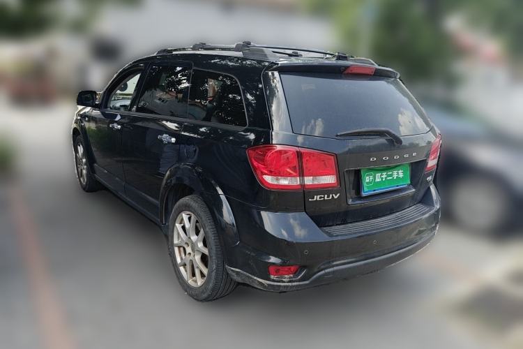 Used Dodge Journey 2013 2.4L Two-Wheel Drive Luxury Version Rear Left 45 Deg