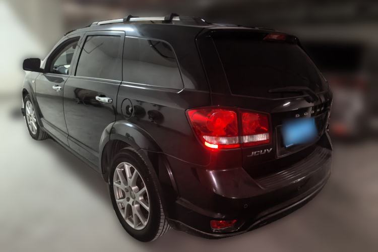 Used Dodge Journey 2013 2.4L Two-Wheel Drive Luxury Version Rear Left 45 Deg