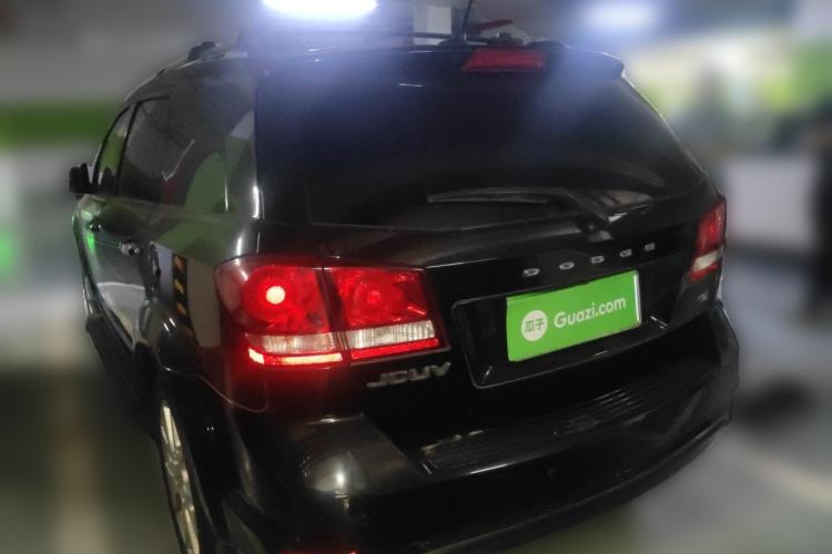 Used Dodge Journey 2013 2.4L Two-Wheel Drive Luxury Version Rear Left 45 Deg