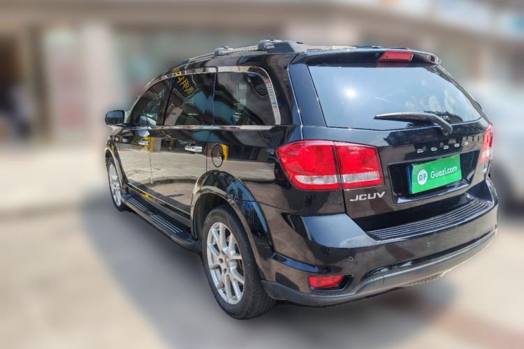 Used Dodge Journey 2013 2.4L Two-Wheel Drive Luxury Version Rear Left 45 Deg