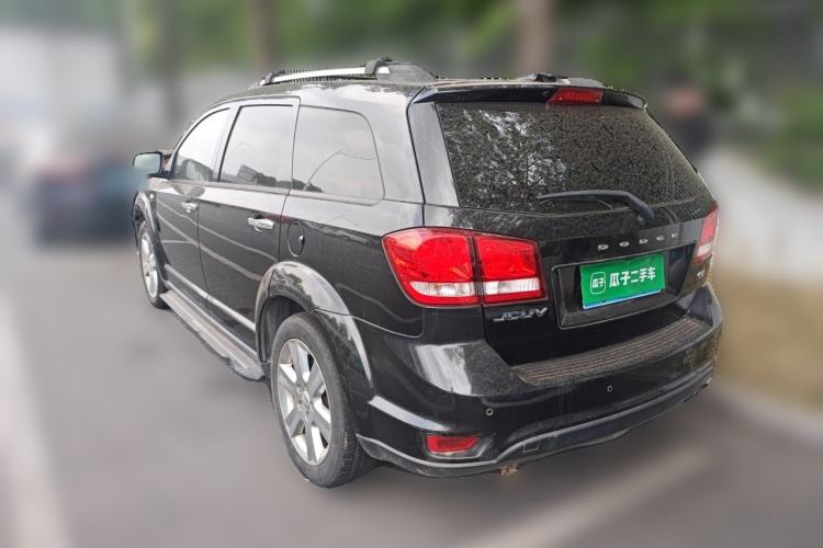 Used Dodge Journey 2013 2.4L Two-Wheel Drive Luxury Version Rear Left 45 Deg