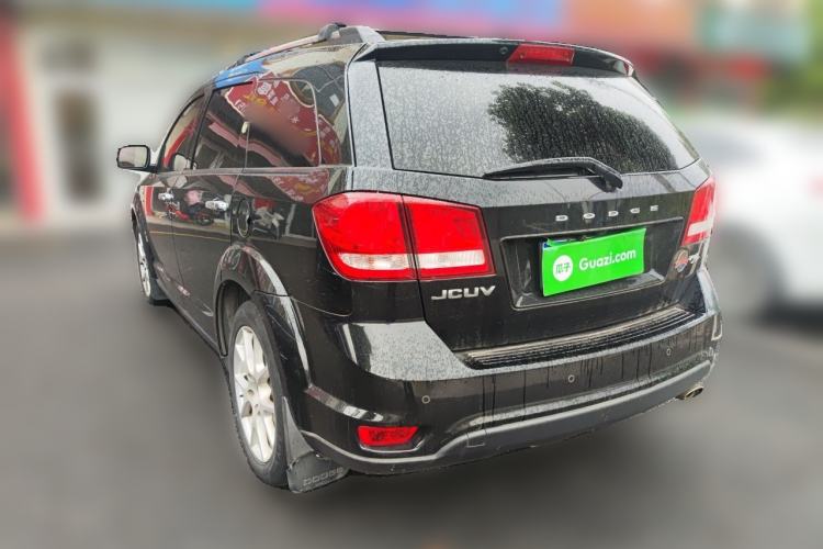 Used Dodge Journey 2013 2.4L Two-Wheel Drive Luxury Version Rear Left 45 Deg