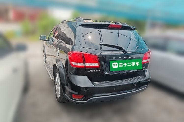 Used Dodge Journey 2013 2.4L Two-Wheel Drive Luxury Version Rear Left 45 Deg