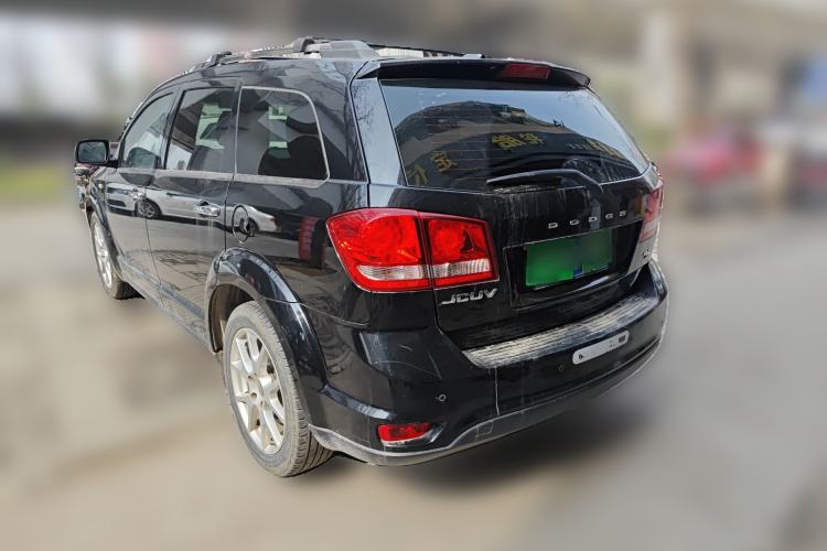 Used Dodge Journey 2013 2.4L Two-Wheel Drive Luxury Version Rear Left 45 Deg