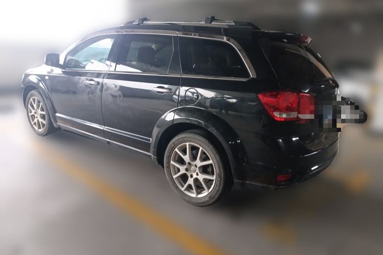 Used Dodge Journey 2013 2.4L Two-Wheel Drive Luxury Version Rear Left 45 Deg