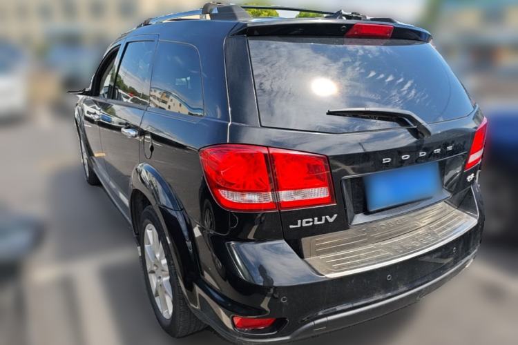Used Dodge Journey 2013 2.4L Two-Wheel Drive Luxury Version Rear Left 45 Deg