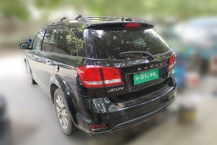 Used Dodge Journey 2013 2.4L Two-Wheel Drive Luxury Version Rear Left 45 Deg