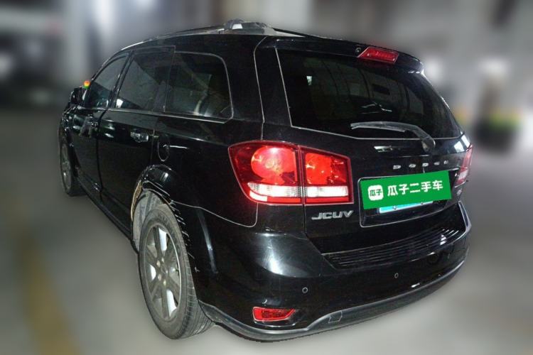 Used Dodge Journey 2013 2.4L Two-Wheel Drive Luxury Version Rear Left 45 Deg