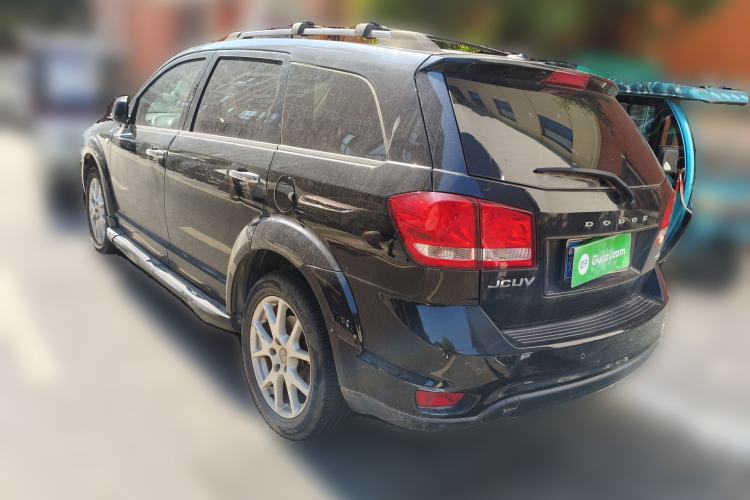 Used Dodge Journey 2013 2.4L Two-Wheel Drive Luxury Version Rear Left 45 Deg