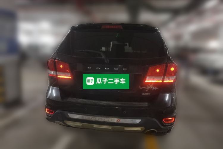 Used Dodge Journey 2013 2.4L Two-Wheel Drive Luxury Version Rear