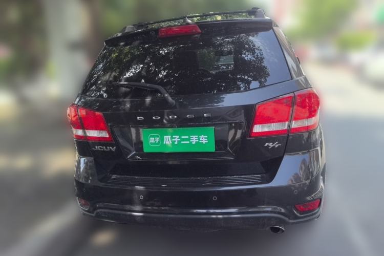 Used Dodge Journey 2013 2.4L Two-Wheel Drive Luxury Version Rear