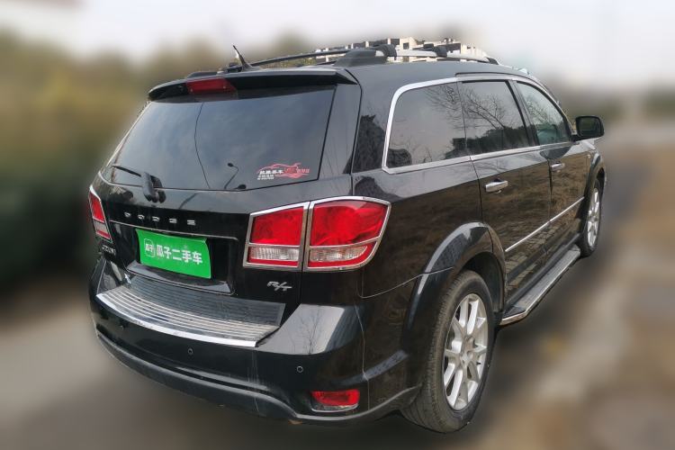 Used Dodge Journey 2013 2.4L Two-Wheel Drive Luxury Version Rear Right 45 Deg