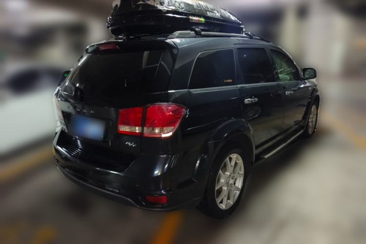 Used Dodge Journey 2013 2.4L Two-Wheel Drive Luxury Version Rear Right 45 Deg