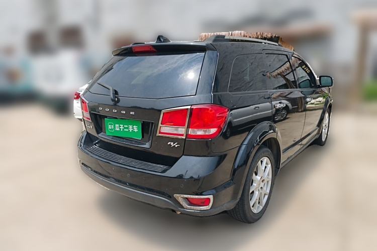 Used Dodge Journey 2013 2.4L Two-Wheel Drive Luxury Version Rear Right 45 Deg