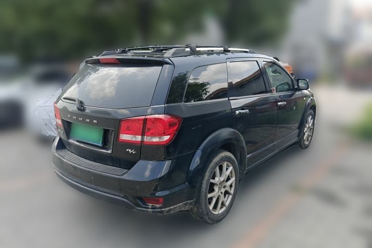 Used Dodge Journey 2013 2.4L Two-Wheel Drive Luxury Version Rear Right 45 Deg
