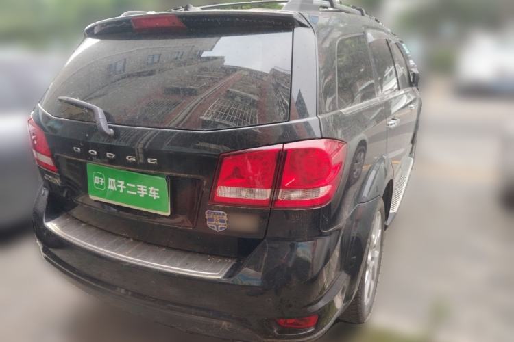 Used Dodge Journey 2013 2.4L Two-Wheel Drive Luxury Version Rear Right 45 Deg