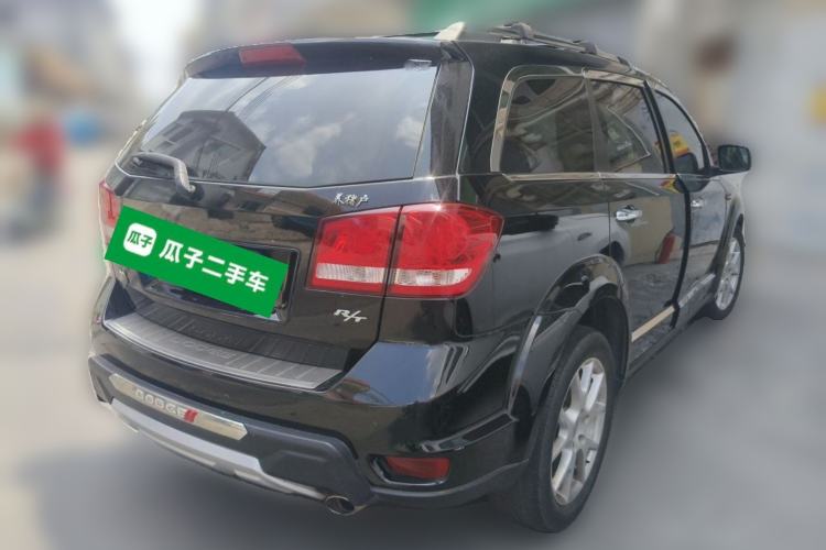 Used Dodge Journey 2013 2.4L Two-Wheel-Drive Smart Edition Rear Right 45 Deg